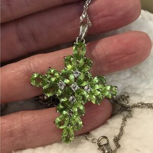New 13.14 TCW Manchurian Peridot & 0.40TW White Topaz Rhodium/925 Cross Necklace